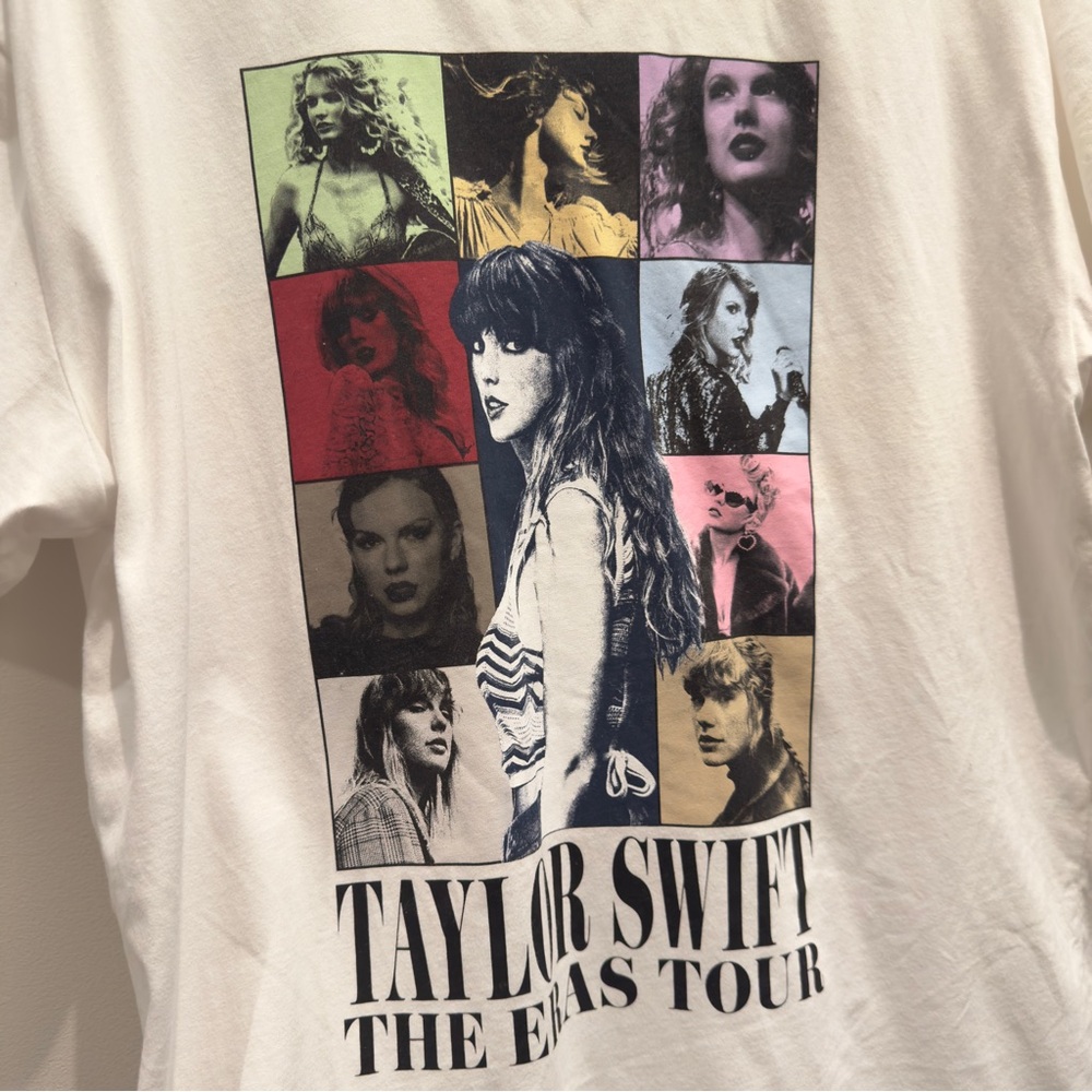 NWOT- Taylor Swift The Eras Tour 2023 White Graphic Tee 100% Cotton Size Large - Picture 2 of 4